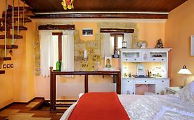 Sali Chelidonaki Boutique Suite